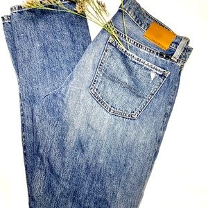 | Lucky Brand | Denim Jeans |
